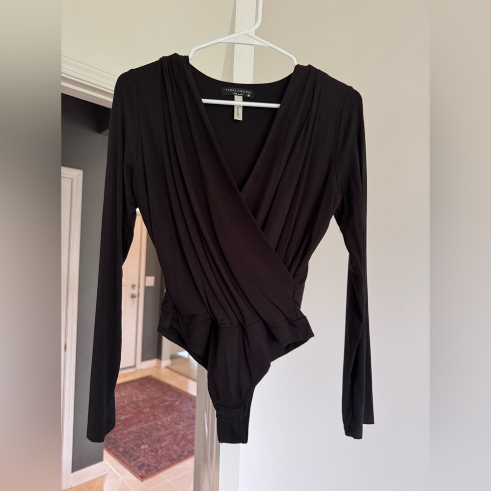 Long sleeve v neck body suit